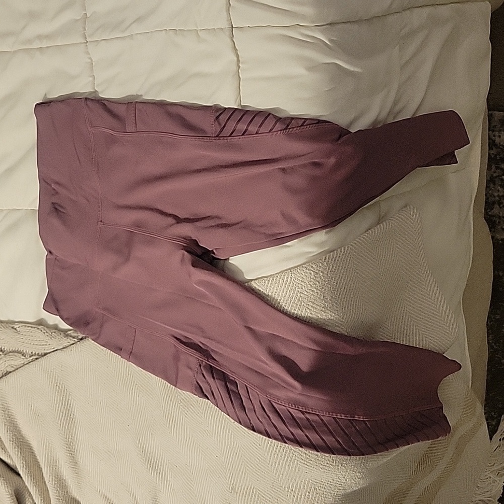 NWOT Pink/Mauve Leggings